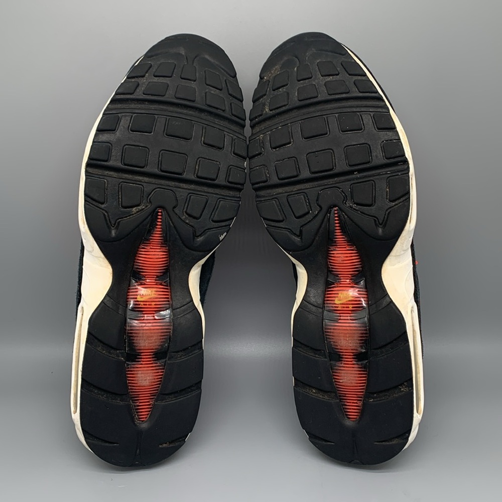 Nike Air Max 95 Black Crimson Yellow‎ Running Shoes AT9865-101 Men's Sz 13 - Picture 9 of 10